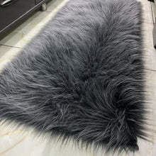 Load image into Gallery viewer, Gray Faux Fur Rug, Luxury Fluffy Rugs