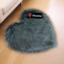 Load image into Gallery viewer, Grey Heart Faux Fur Rug, Luxury Fluffy Area Rug - 80x80 cm