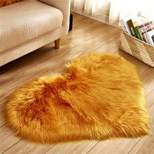 Load image into Gallery viewer, Golden Heart Faux Fur Rug, Luxury Fluffy Area Rug - 80x80 cm