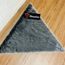 Load image into Gallery viewer, Grey Triangle Faux Fur Rug, Luxury Fluffy Area Rug - 90x90 cm