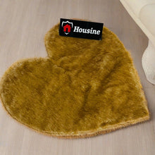 Load image into Gallery viewer, Golden Small Fur Heart Faux Fur Rug, Luxury Fluffy Area Rug - 80x80 cm
