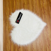 Load image into Gallery viewer, White Heart Faux Fur Rug, Luxury Fluffy Area Rug - 80x80 cm