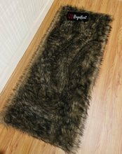 Load image into Gallery viewer, Animal Bedside Faux Fur Runner, Luxury Fluffy Runner - 60x150 Cm