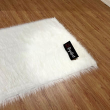 Load image into Gallery viewer, White Faux Fur Rug, Luxury Fluffy Rugs
