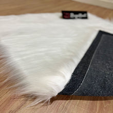 Load image into Gallery viewer, White Faux Fur Rug, Luxury Fluffy Rugs