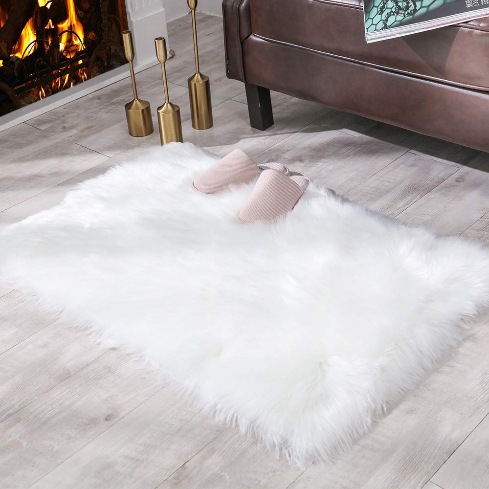 White Faux Fur Mat, Luxury Fluffy Area Rug - 2x3 feet