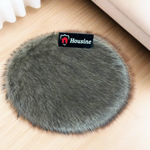 Load image into Gallery viewer, Animal Round Faux Fur Rug, Luxury Fluffy Area Rug - 80x80 cm
