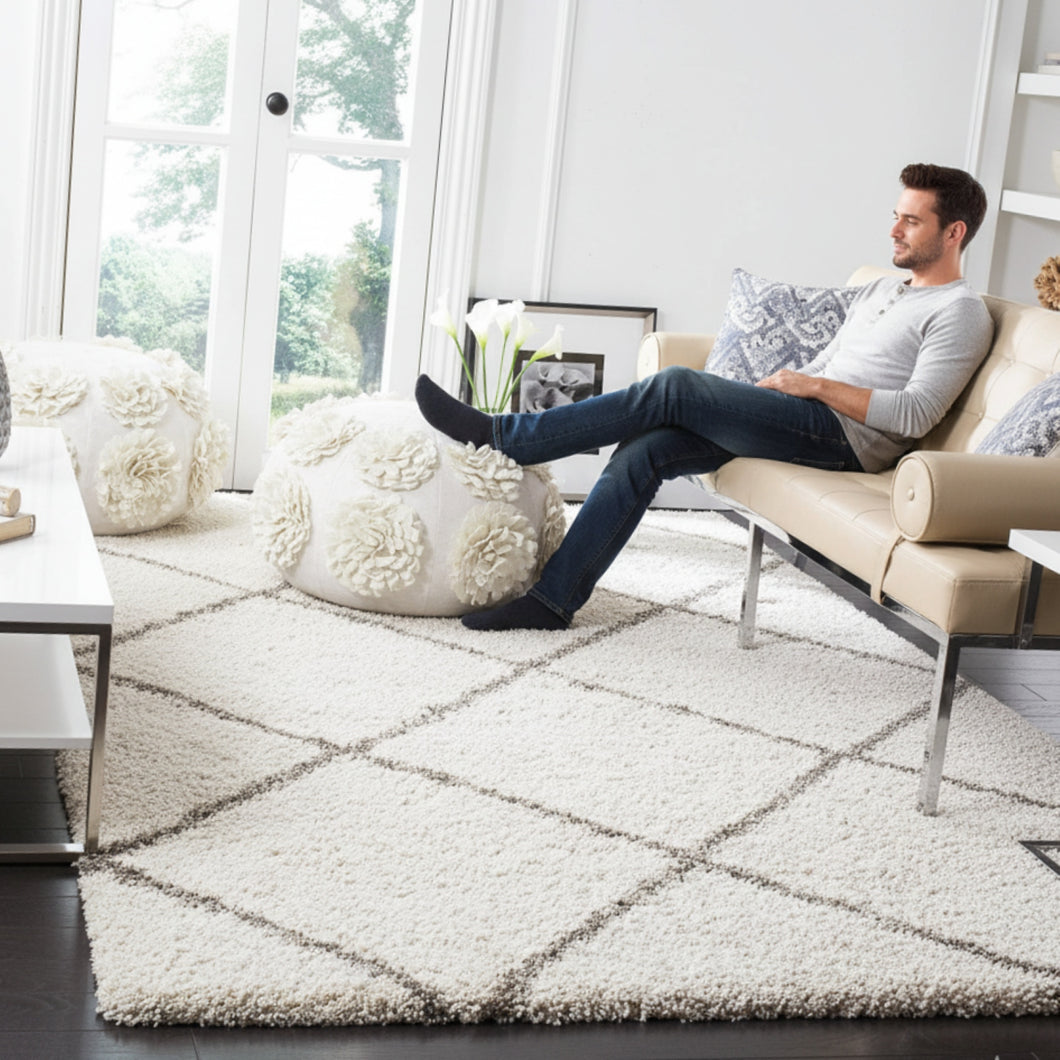 Beautiful Cream Micro Shag Rug