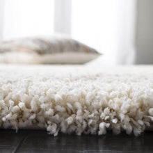 Load image into Gallery viewer, Ivory Plain - Premium Round Shaggy Rug
