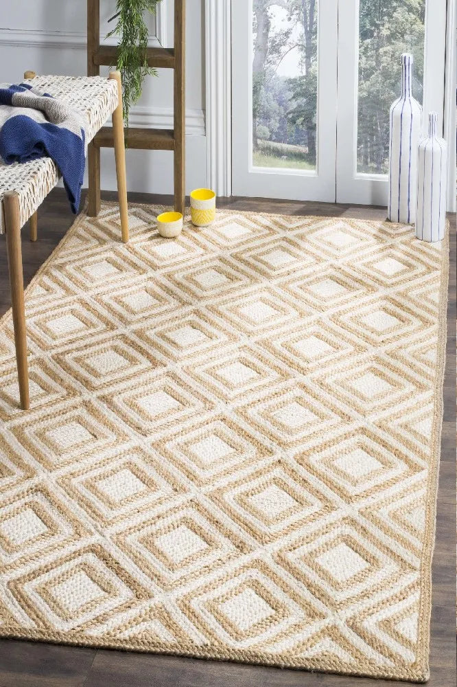 Braided Natural White geometric jute hand-woven Area Rug