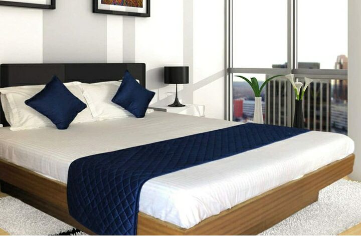 Blue Bed Quilted runner With Cushions Cover